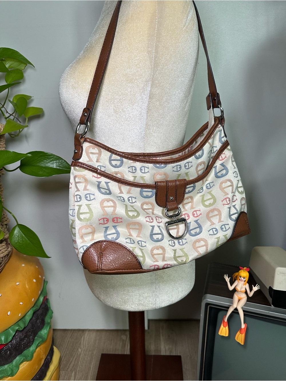 Vintage Etienne Aigner Shoulder Handbag